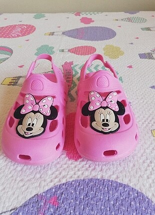 Disney karakterli 28-29 kız çocuk terliği