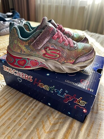 Skechers ışıklı kız ayakkabısı
