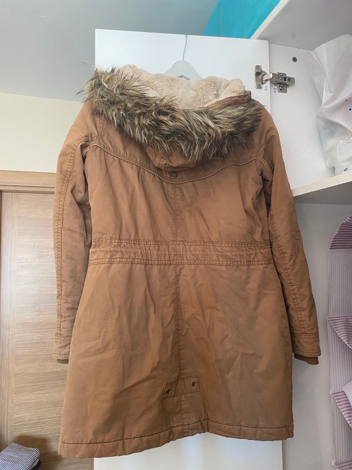 Sokak Stili Bej Süet Kadın Mont - Görsel 2