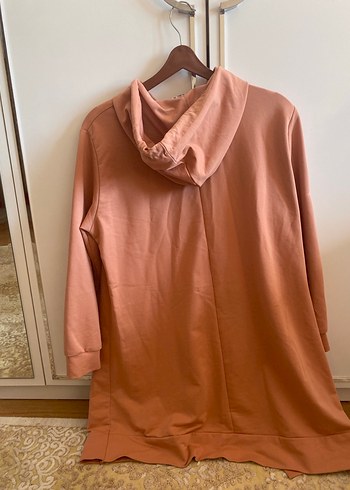 Uzun Kesim Kapüşonlu Pastel Sweatshirt - Görsel 2