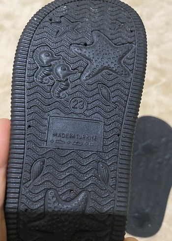 Çocuk Renkli Baskılı Kayışlı Terlik - Görsel 3