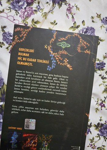 lacivert serisi amber lacivertsafir 3 kitap set halinde ve yeni