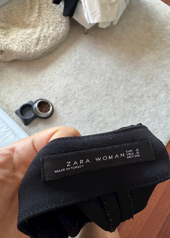 Zara Fırfırlı Siyah Midi Kadın Etek