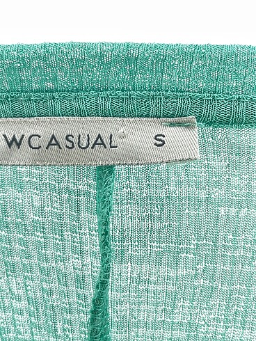 s Beden yeşil Renk LC Waikiki T-shirt %70 İndirimli.