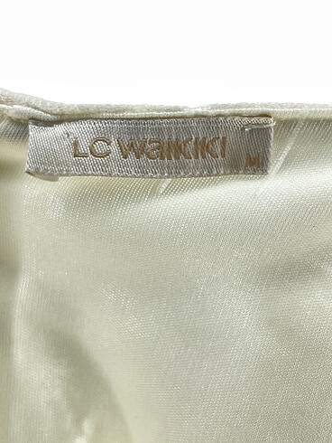 m Beden beyaz Renk LC Waikiki Bluz %70 İndirimli.
