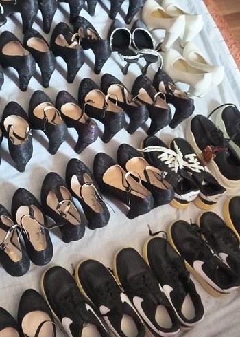 Kemerli Çok Renkli Gotik Yüksek Topuklu Kadın Ayakkabı - Görsel 5