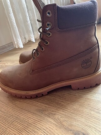 44 Beden kahverengi Renk Orjinal timberland bot 44 no 3 kez giyildi tertemiz