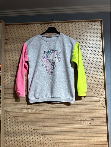 LCW 8-9 yaş sweatshirt