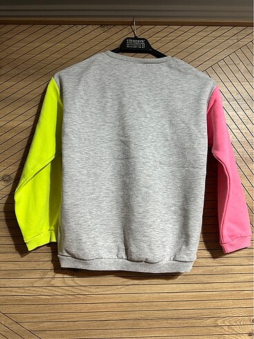 8 Yaş Beden LCW 8-9 yaş sweatshirt