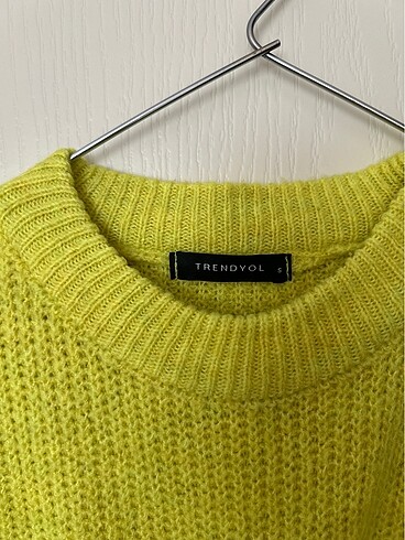 Trendyol & Milla sarı lime neon örme kazak