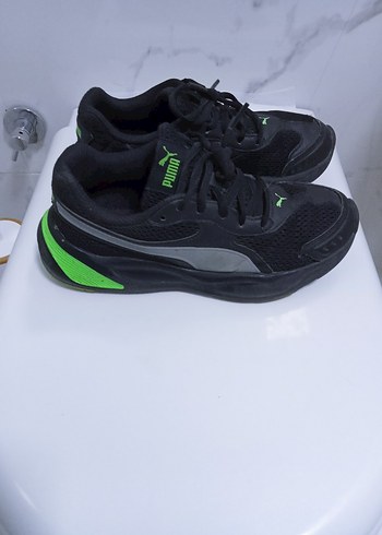 Puma Siyah Neon Yesil Spor Ayakkabi