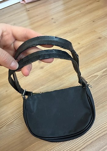 Siyah Deri Fermuarlı Kadın Çantası - Görsel 2