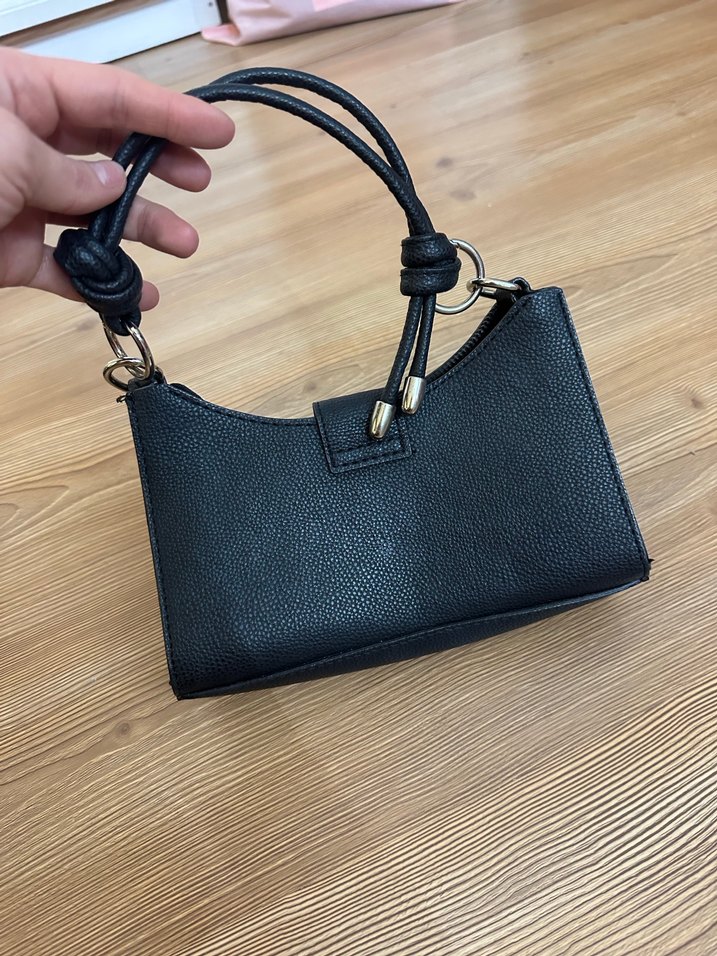 Klasik Siyah Deri Kadın Çanta - Görsel 3