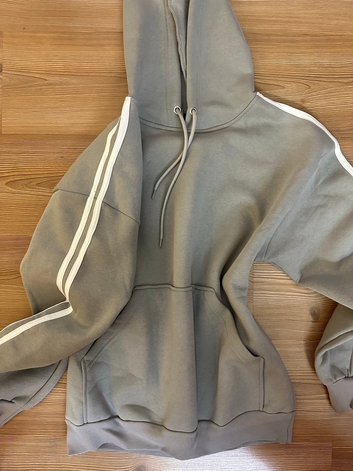 Gri Kapüşonlu eşofman takımı - Görsel 3