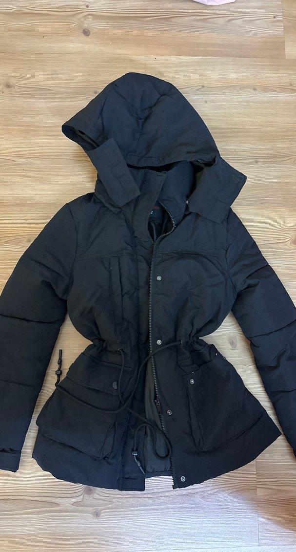 Kemerli Siyah Kadın Kışlık Mont - Görsel 4