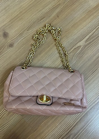 Bej Zincir Detaylı Kadın Deri Çanta - Görsel 2