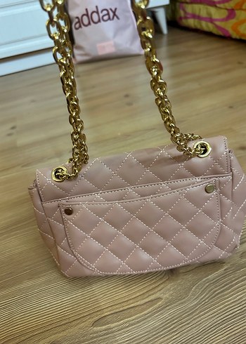 Bej Zincir Detaylı Kadın Deri Çanta - Görsel 3