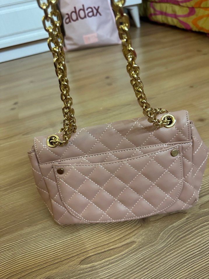 Bej Zincir Detaylı Kadın Deri Çanta - Görsel 3