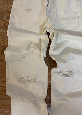 Beyaz Rahat Kesim Kadın Kot Pantolon - Görsel 3