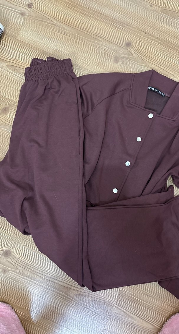 Bordo Düğmeli Kadın Ceket - Görsel 3