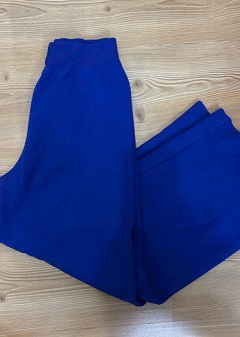 Mavi Düğmeli Nakışlı Kadın Triko takım - Görsel 4