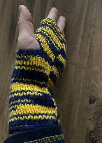 Sarı Lacivert Örgü Kadın Eldiveni - Görsel 3