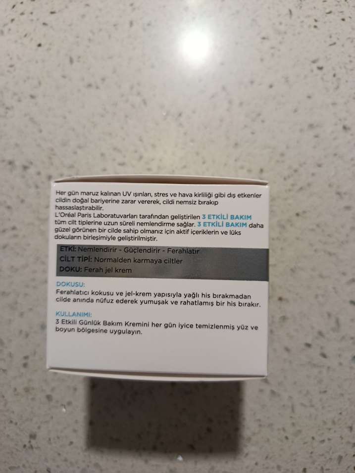 L'Oréal Paris Üç Etkili Nemlendirici Jel Krem - Görsel 3