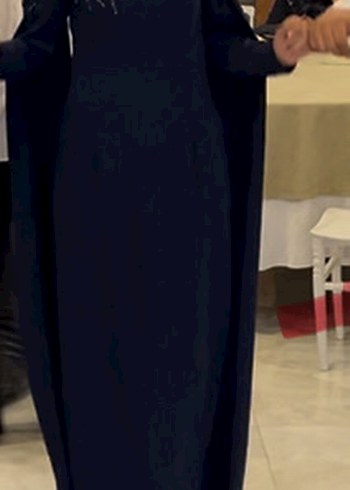 Lacivert İşlemeli Uzun Kollu Abiye Elbise