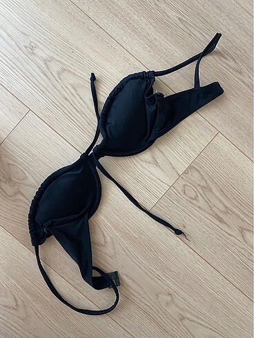 Bikini üstü
