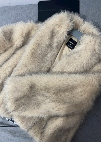 Bej kadın kürk - Görsel 2