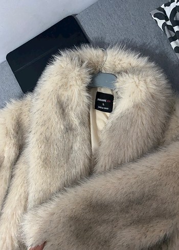 Bej kadın kürk - Görsel 4