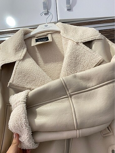 İÇİ KÜRKLÜ DERİ BİKER CEKET - Görsel 3