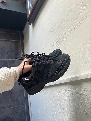36 Beden siyah Renk Siyah spor ayakkabı