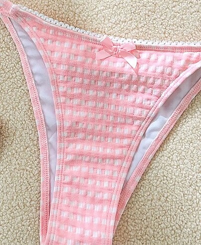 m Beden Pembe kareli bikini takımı