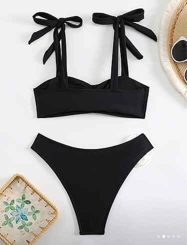 Diğer Siyah beyaz güllü bikini takımı