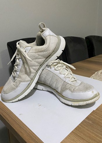 Beyaz Bağcıklı Kadın Spor Ayakkabı - Görsel 4