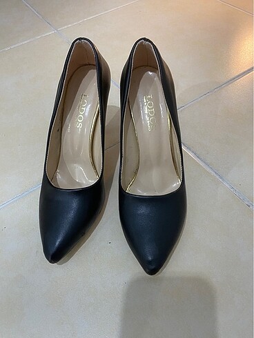 40 Beden Stiletto
