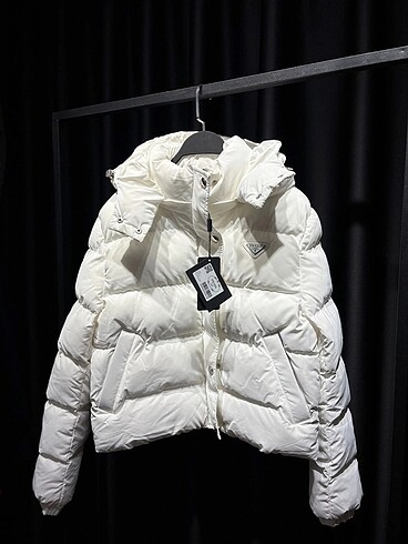 Prada mont
