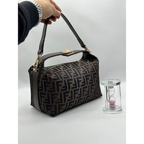 Fendi FENDİ canta