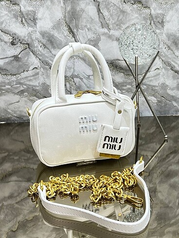 Beden Miu miu mini stokta