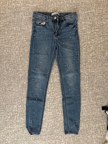 stradivarius boncuklu jean