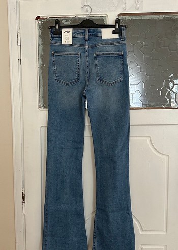 Zara Düğmeli Mavi Kadın Denim Jean