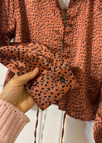 Düğmeli Uzun Kollu  Batik Gömlek - Görsel 4