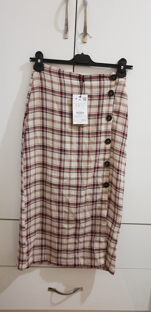 Pull and Bear pull and bear kareli midi etek