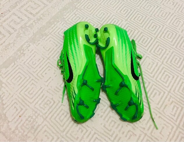 Nike orijinal krampon 39 numara