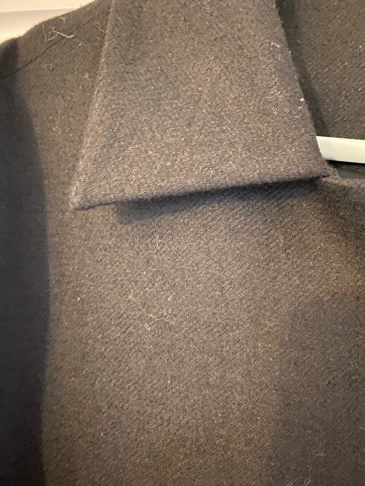 Gri Kürklü Siyah Kaban - Görsel 5