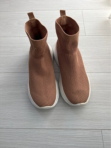 38 Beden camel Renk Çorap bot