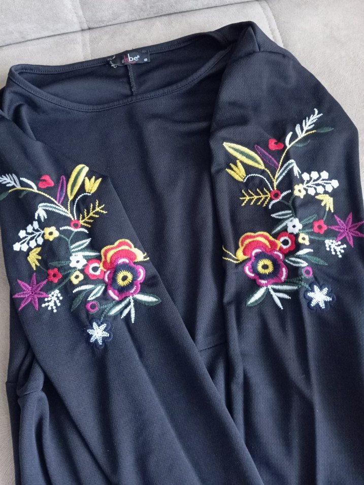 Nakış Detaylı uzun Elbise - Görsel 4