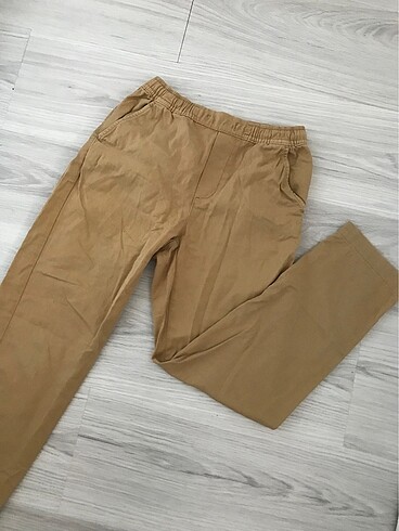 Zara 9/10 yaş pantolon