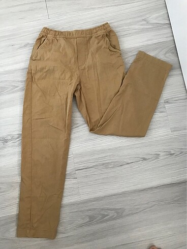 9 Yaş Beden camel Renk Zara 9/10 yaş pantolon